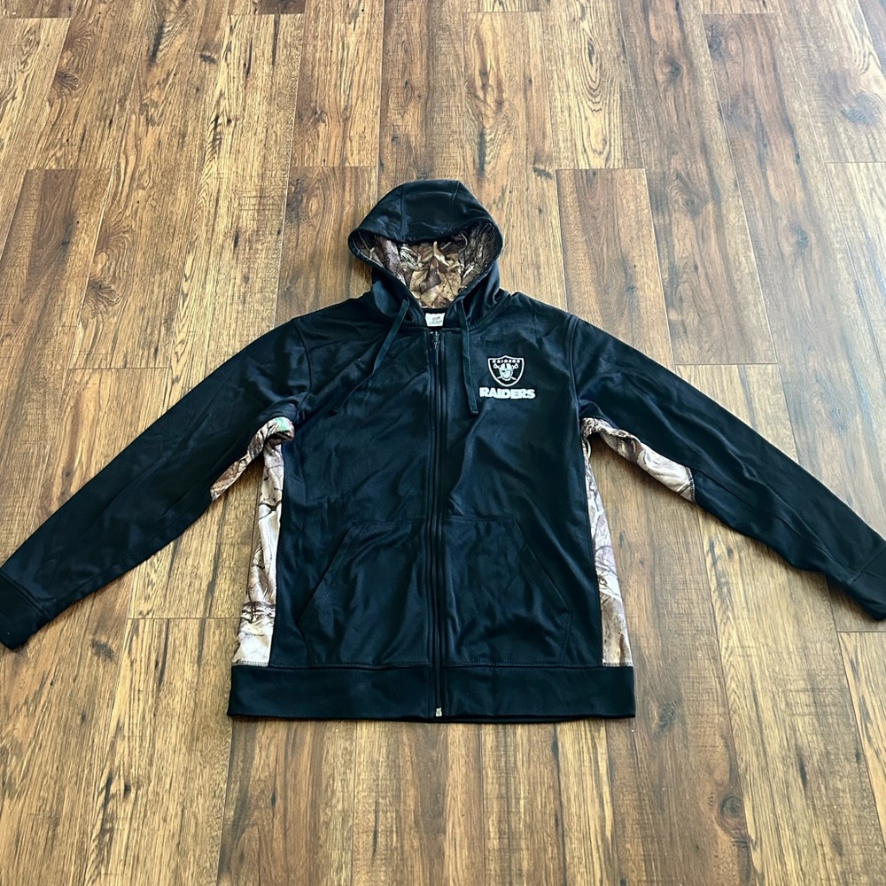Men’s Raiders Realtree Camo/ NFL Zip-up Hoodie